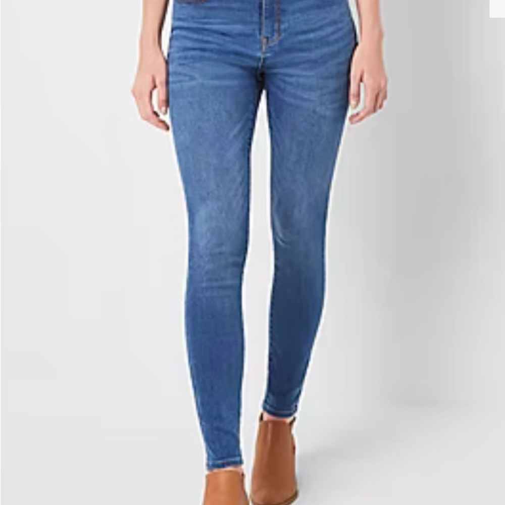 Classic Blue Women's Jeans